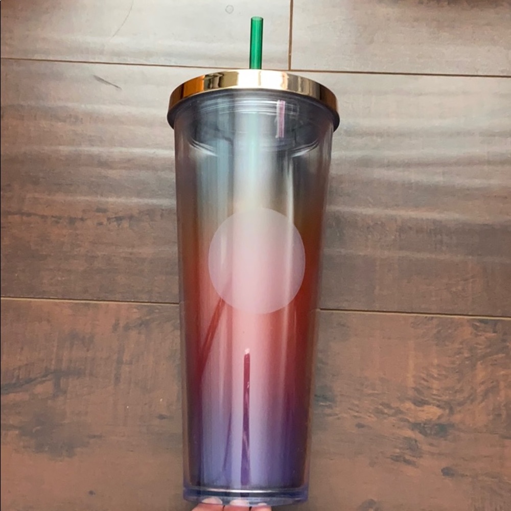 Brand new ombré Starbucks plastic cup